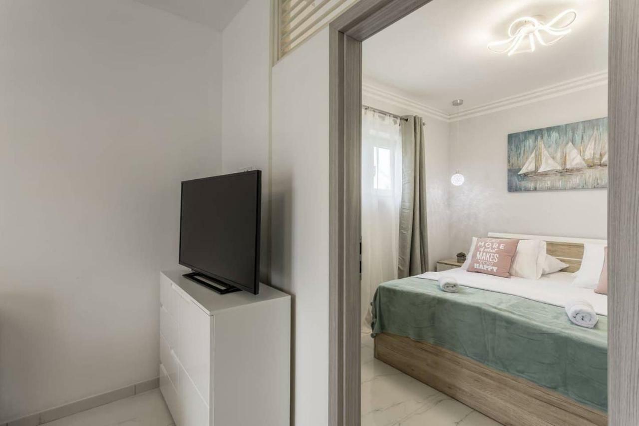 Royal Silver Apartment 沃迪切 外观 照片