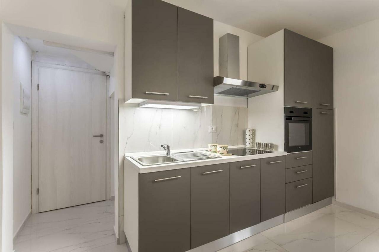 Royal Silver Apartment 沃迪切 外观 照片